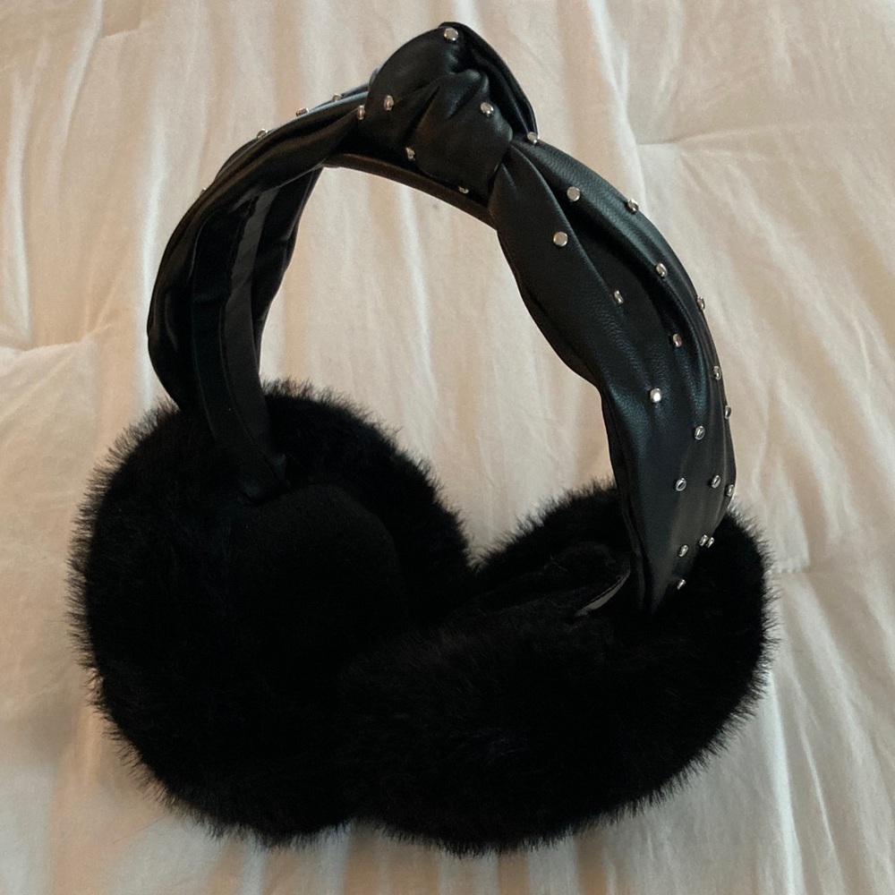 🆕 Elegant Black Faux Fur Soft EARMUFFS with Studded Leather like Headband!